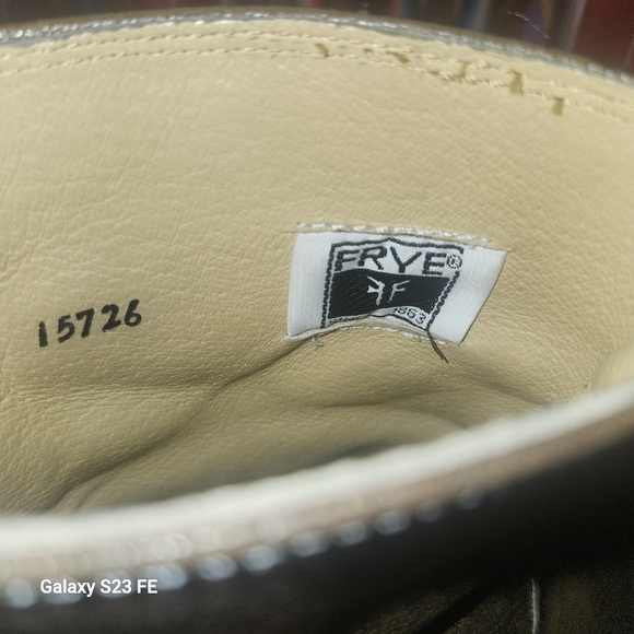 Frye Melissa Button Short Antique Brown - Picture 12 of 13